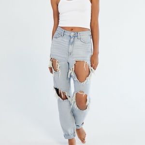 BDG Distressed Mom Jean